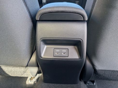 Used 2026 Toyota Corolla LE image 7