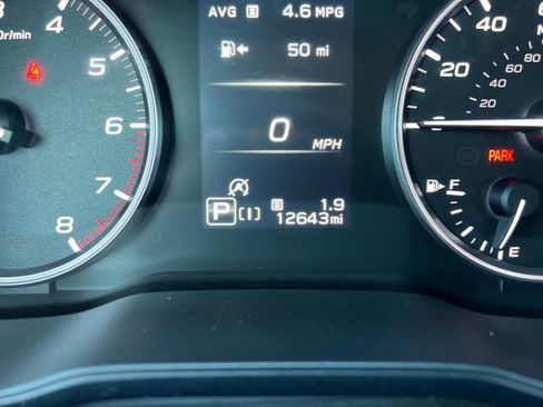 Used 2024 Subaru Crosstrek 2.5i Limited AWD/4WD image 18