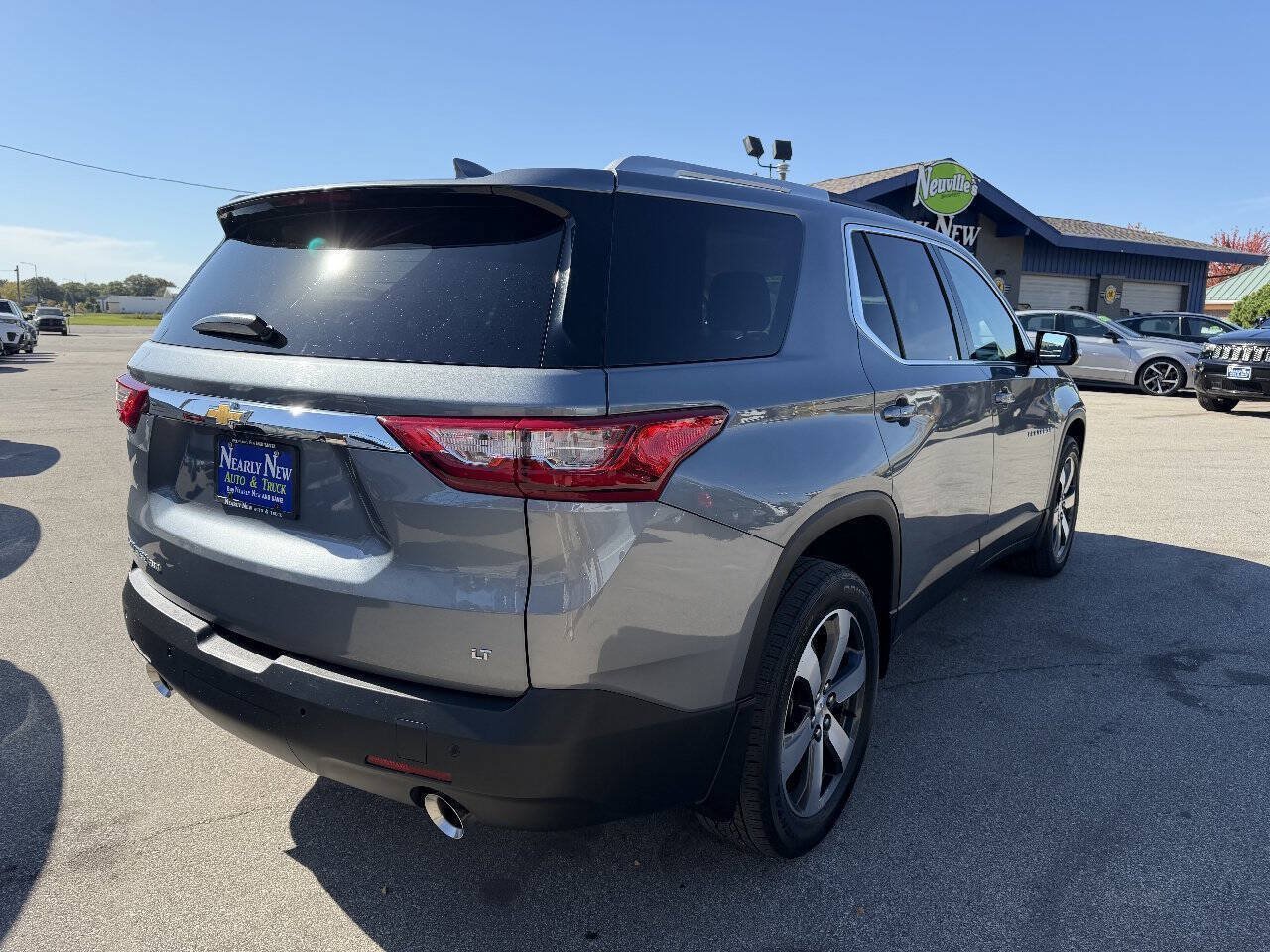 Used 2018 Chevrolet Traverse LT w/ LPO, Floor Liner Package AWD/4WD image 7