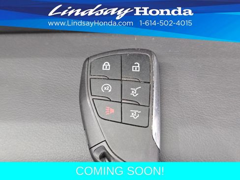 Used 2023 GMC Yukon SLT AWD/4WD image 24
