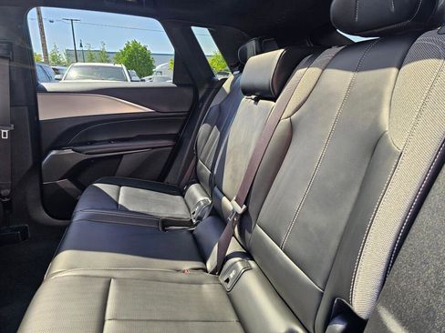 Used 2024 Cadillac Lyriq Tech w/ Driver Assist Package AWD/4WD image 20