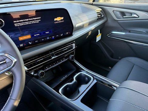 New 2026 Chevrolet Traverse LT w/ Driver Confidence Package FWD image 41