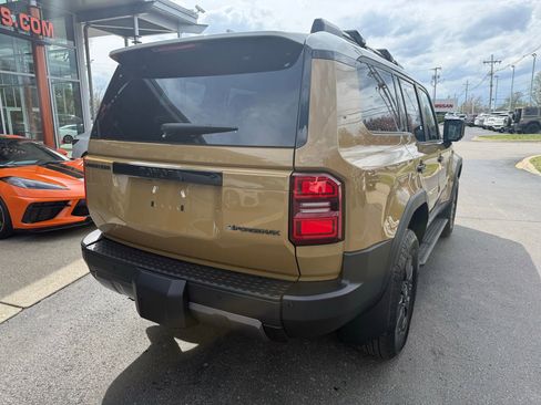 Used 2026 Toyota Land Cruiser w/ Premium Package image 4