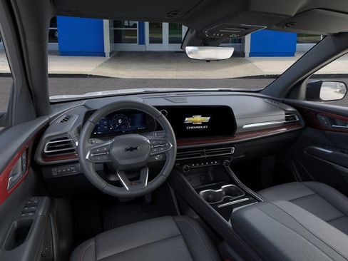 New 2026 Chevrolet Traverse Z71 w/ Driver Confidence Package image 15