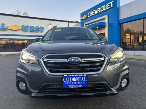 Used 2018 Subaru Outback 3.6R Limited image 16