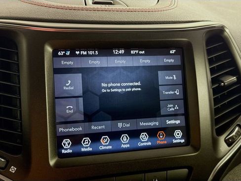 Used 2022 Jeep Cherokee Trailhawk w/ Premium Leather Package image 40