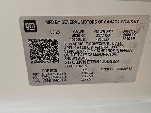 Certified 2025 Chevrolet Silverado 2500 LT w/ Convenience Package AWD/4WD image 31