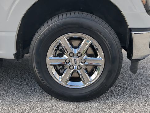 Certified 2024 Ford F150 XLT w/ Equipment Group 302A MID AWD/4WD image 9