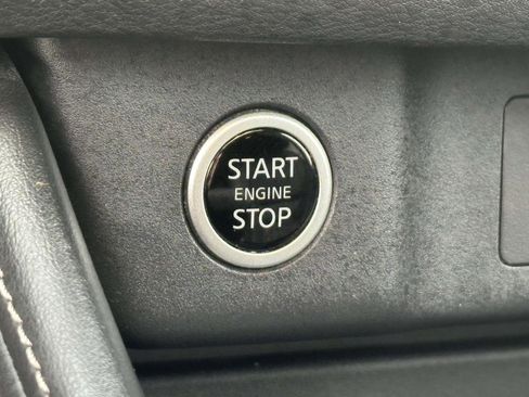 Used 2023 Nissan Rogue Platinum w/ Platinum Premium Package image 18