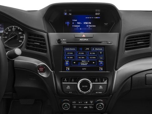 Used 2016 Acura ILX FWD image 9