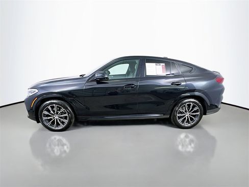 Used 2021 BMW X6 xDrive40i image 5