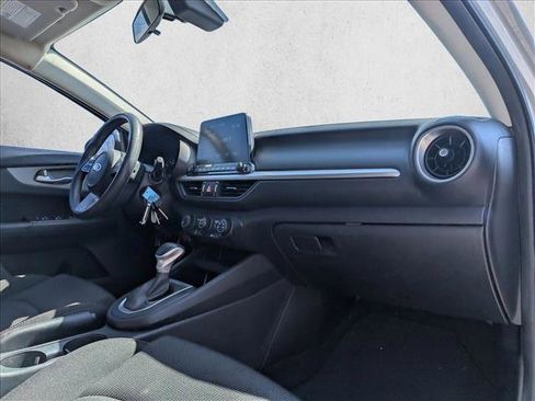 Used 2021 Kia Forte LXS image 22