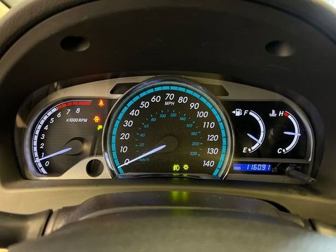 Used 2015 Toyota Venza LE FWD image 22