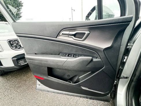 Certified 2024 Kia Sportage LX image 19