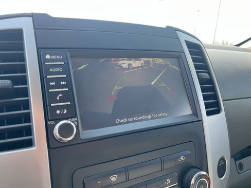 Used 2019 Nissan Frontier SV image 22