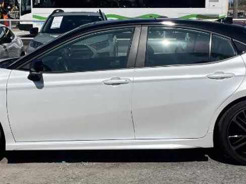 Used 2025 Toyota Camry XSE image 3