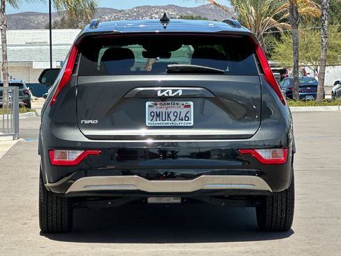 Used 2024 Kia Niro Wind FWD image 5