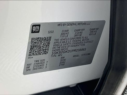 Used 2023 GMC Yukon XL SLT w/ SLT Premium Package image 35