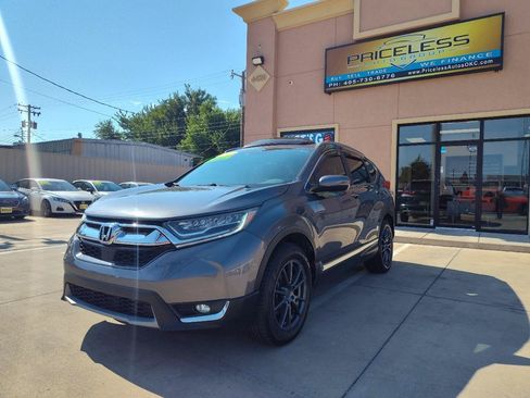 Used 2017 Honda CR-V Touring image 8