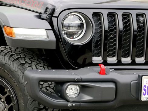 Used 2022 Jeep Wrangler Unlimited Rubicon w/ Xtreme Recon 35" Tire Package AWD/4WD image 3