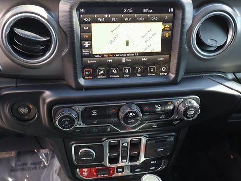 Used 2022 Jeep Wrangler Unlimited Rubicon 4xe w/ Steel Bumper Group image 28