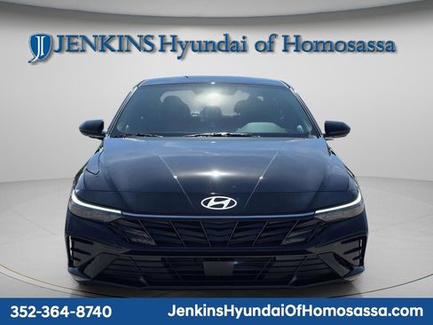 New 2026 Hyundai Elantra SEL Sport image 3