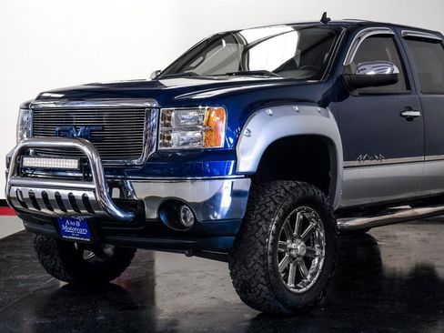 Used 2013 GMC Sierra 1500 SLE w/ Power Tech Package image 7