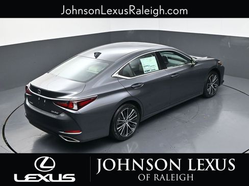 New 2025 Lexus ES 350 w/ Premium Package image 27