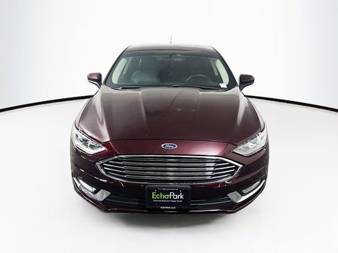 Used 2018 Ford Fusion SE w/ Equipment Group 201A image 2