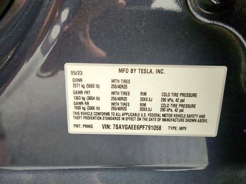 Used 2023 Tesla Model Y Long Range AWD/4WD image 22