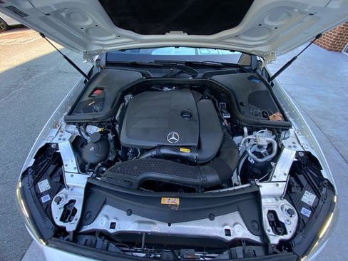 Used 2023 Mercedes-Benz E 350 4MATIC Sedan image 16