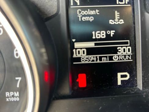 Used 2012 Jeep Grand Cherokee Laredo w/ Laredo E Group image 18