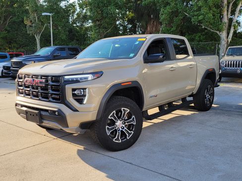 Used 2024 GMC Canyon AT4 w/ AT4 Premium Package AWD/4WD image 1