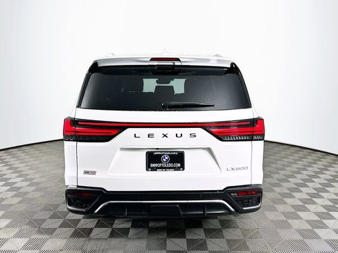 Used 2024 Lexus LX 600 F Sport image 8