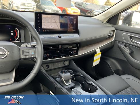 New 2026 Nissan Rogue Platinum w/ Platinum Premium Package image 7