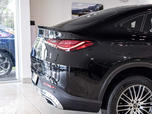 Used 2026 Mercedes-Benz GLC 300 4MATIC image 12