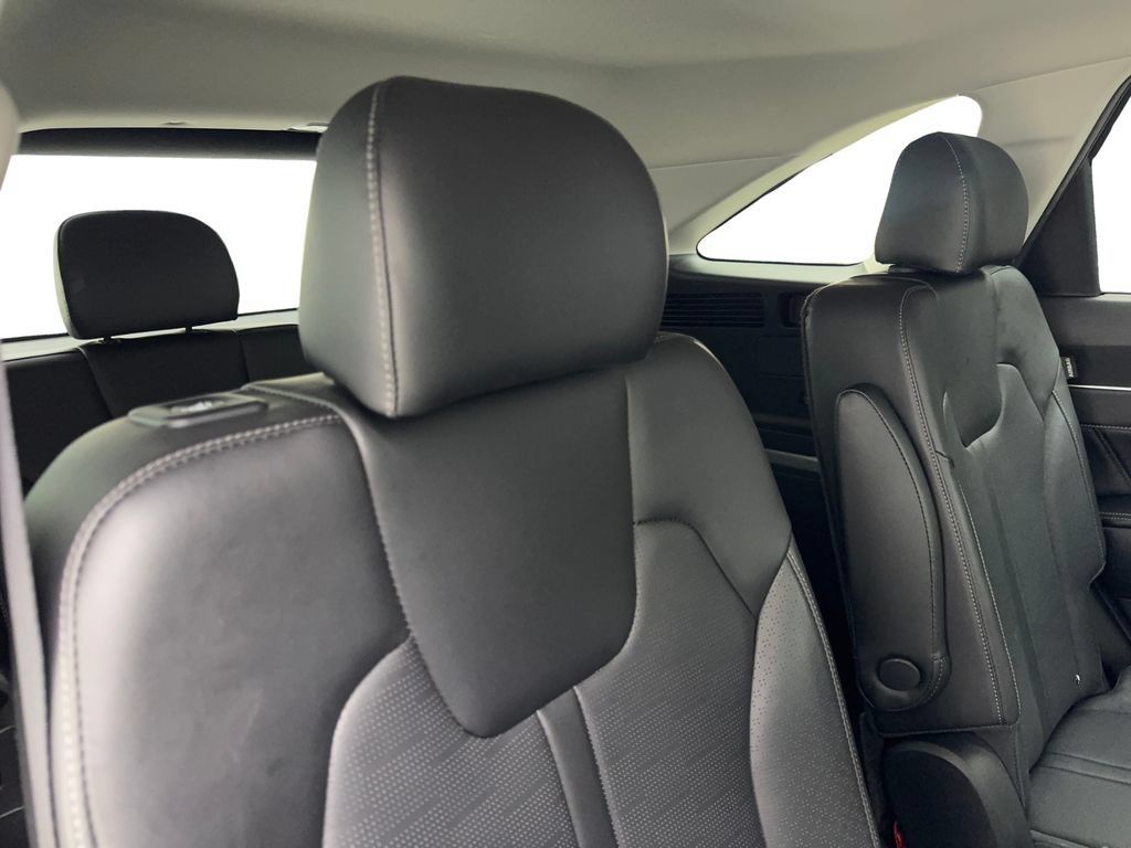 Used 2024 Kia Sorento SX FWD image 45