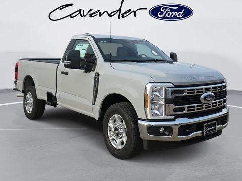 New 2026 Ford F350 XLT w/ 360-Degree Camera Package RWD image 3