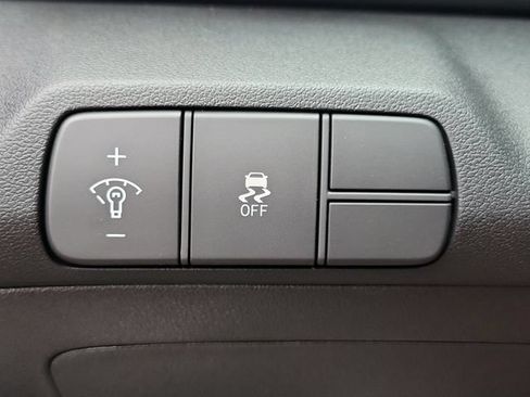 New 2026 Hyundai Elantra SEL Sport FWD image 19