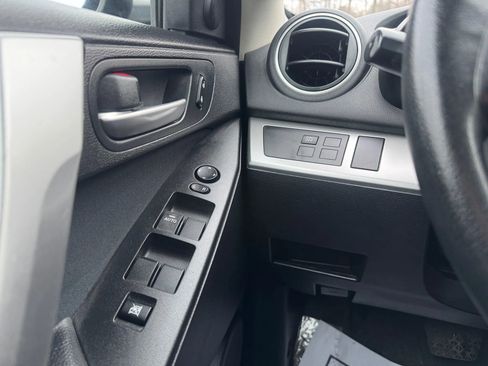Used 2011 MAZDA MAZDA3 s Sport image 23