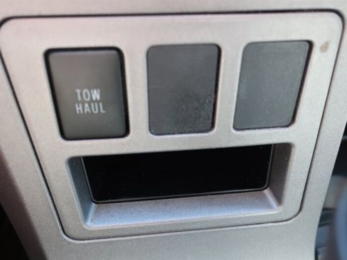 Used 2010 Toyota Tundra 4x4 Double Cab image 21