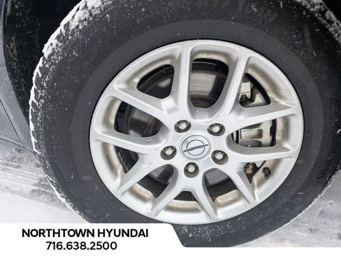 Used 2024 Chrysler Pacifica Touring-L image 49