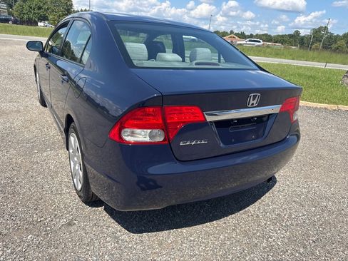 Used 2010 Honda Civic LX image 9