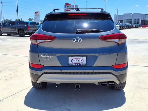 Used 2018 Hyundai Tucson Value w/ Cargo Package FWD image 7