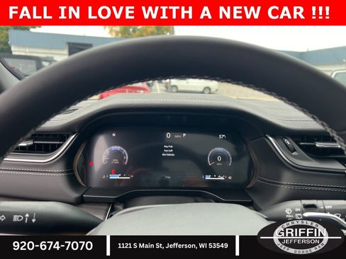 New 2025 Jeep Grand Cherokee Limited w/ Luxury Tech Group II image 26