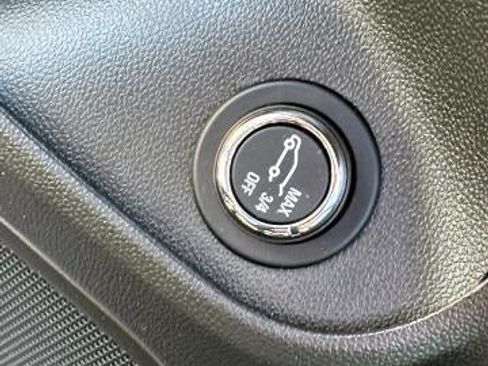 Used 2024 Buick Encore GX Avenir w/ Avenir Technology Package AWD/4WD image 12
