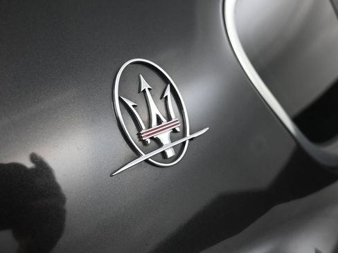 Used 2018 Maserati GranTurismo Sport image 12