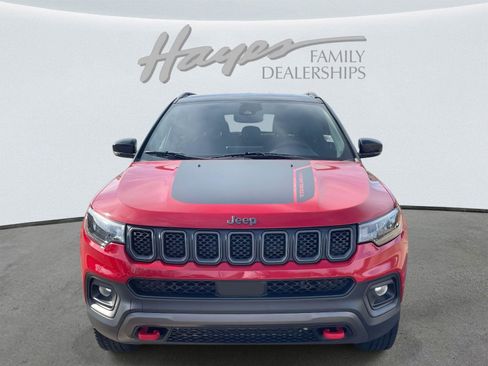 Used 2023 Jeep Compass Trailhawk w/ Trailer Tow Group AWD/4WD image 8