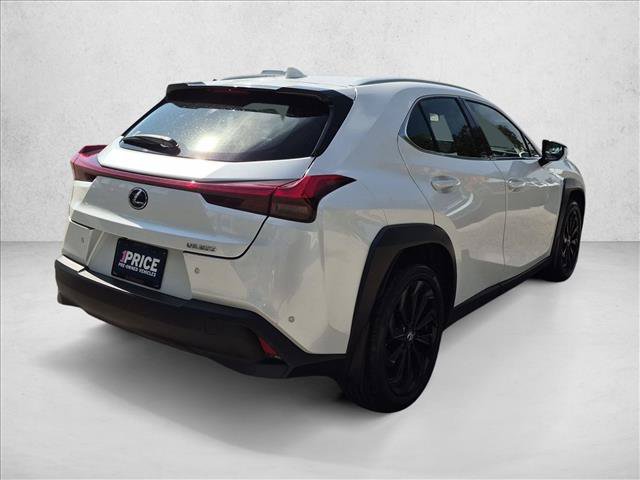 Used 2022 Lexus UX 200 w/ Accessory Package (Z2) FWD image 5