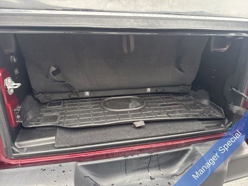 Used 2022 Jeep Wrangler Willys image 19